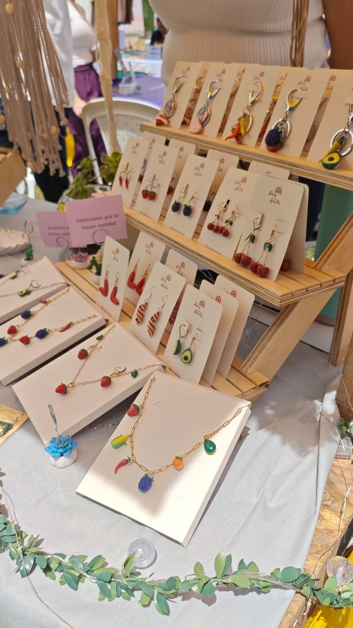 EXHIBIDOR TIPO ESCALERA M-002